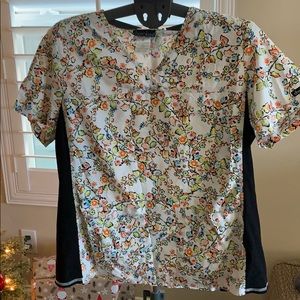 XL Cherokee brand flower print top.